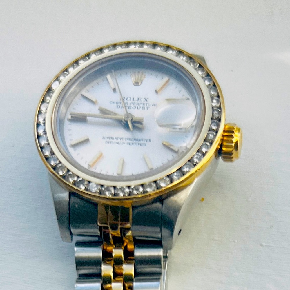 Authentic Rolex.  Box included but will mail separately. Joden Jewels.Goggle